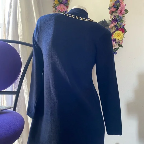 St.John Navy blue sweater with necklace charms - Picture 4 of 6